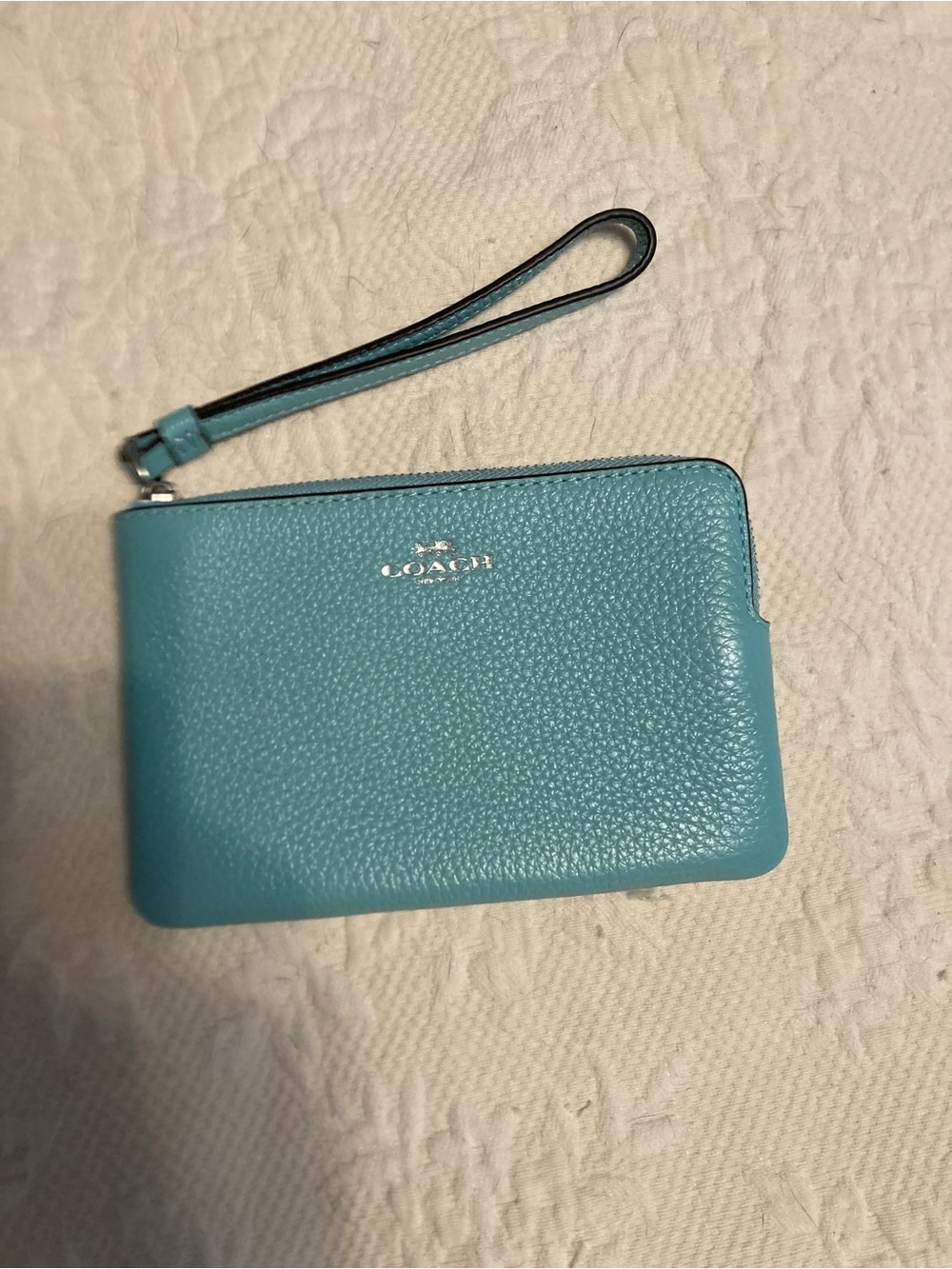 Coach Turquoise Pebbled Leather Wristlet Card Holder